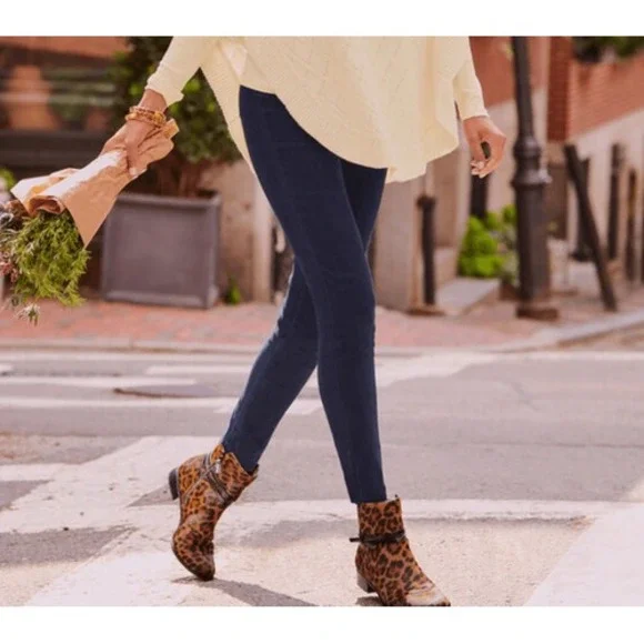 NEW Talbots sz 7 Womens Tish Animal Print Real Calf Hair Zip Up Ankle Boots Chic - Picture 3 of 9
